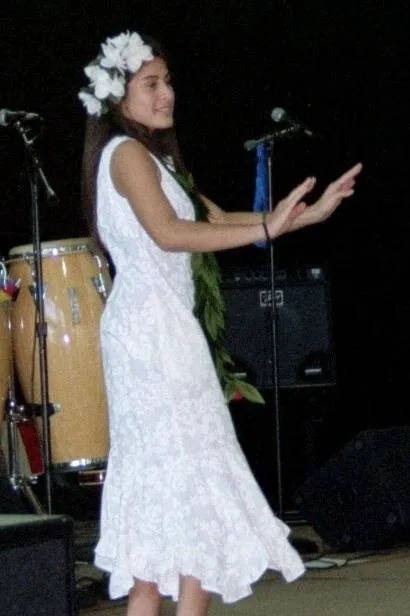Indy Hula Picture 6