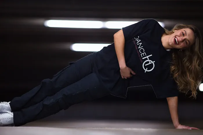 Dance HQ Picture 1