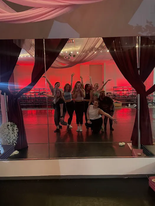 Dance HQ Picture 5