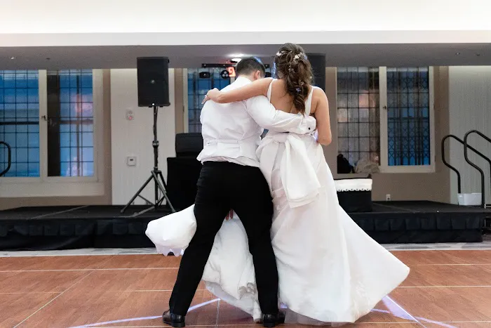 Cincinnati Ballroom Company Picture 5
