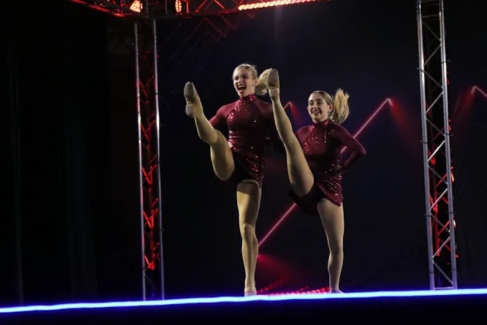 Dance Express Picture 1