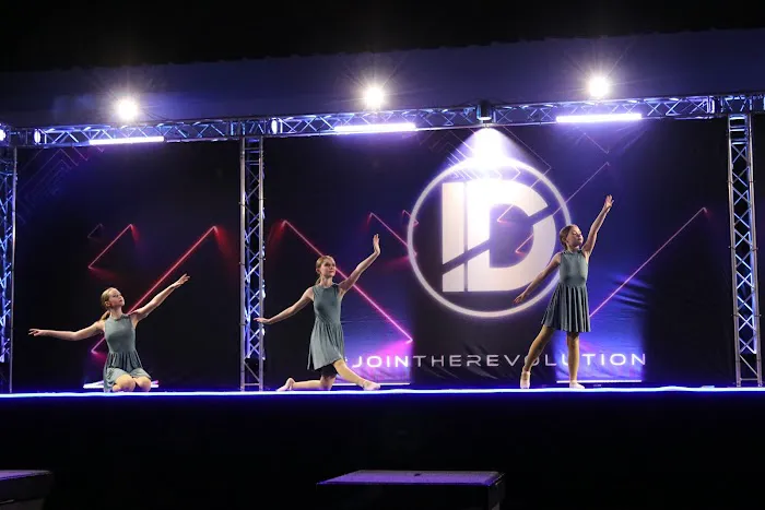 Dance Express Picture 4