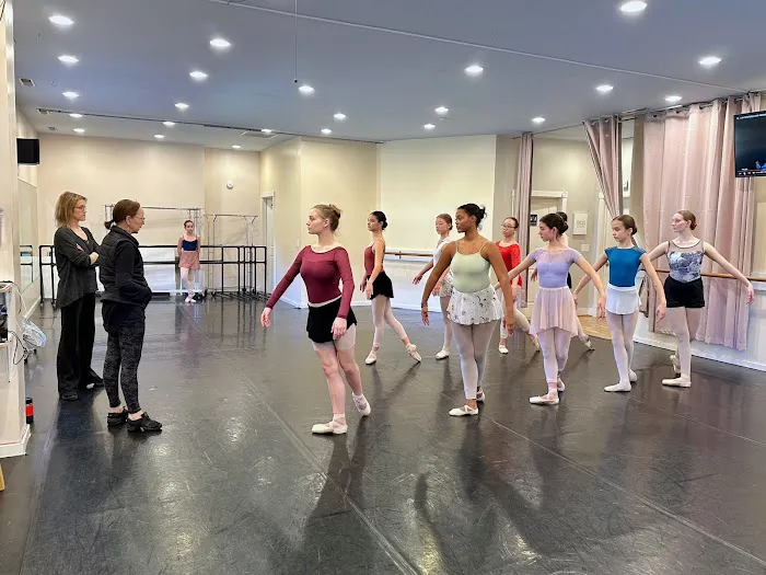 Metropolitan Youth Ballet of Indiana (formerly Ballet Theatre of Carmel Academy) Picture 2
