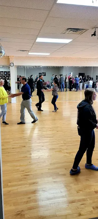 Forever Dance Ballroom Studio Picture 3