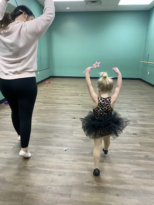 Footprints Dance Studio Picture 2