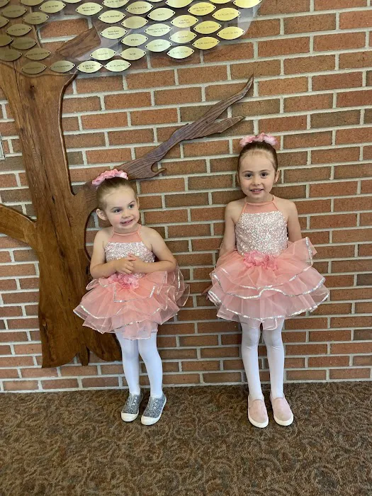 Footprints Dance Studio Picture 4