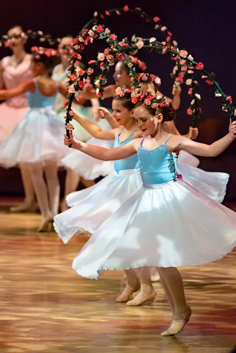 Southold Dance Theater Picture 3