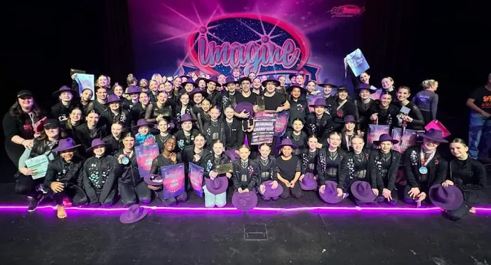 Decamp's Spotlight Sch-Dance Picture 3