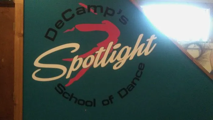 Decamp's Spotlight Sch-Dance Picture 1