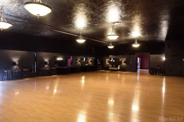 Moveir Dance Studio Picture 2