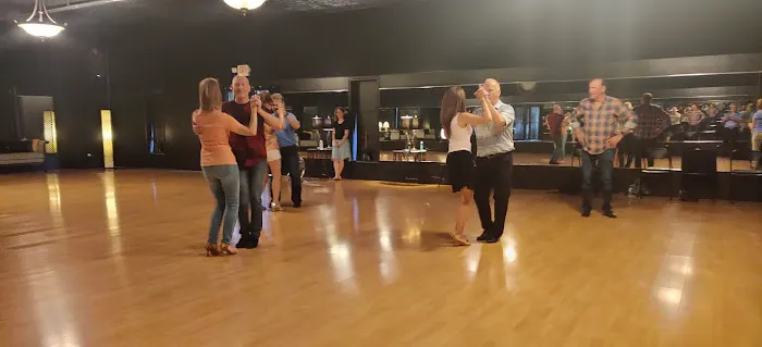 Moveir Dance Studio Picture 7