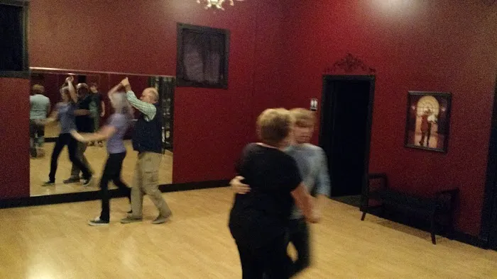 Moveir Dance Studio Picture 6