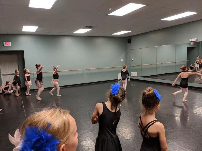 Curtain Call Dance Center Picture 2
