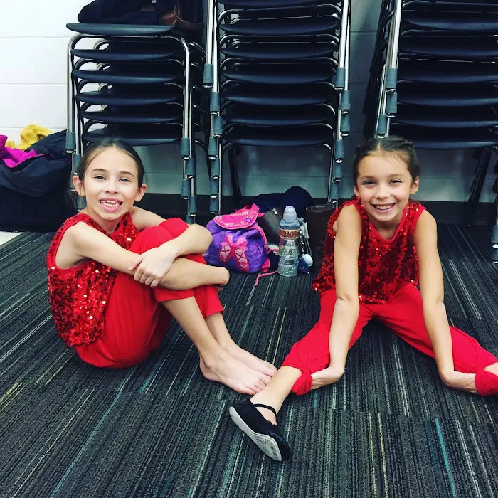 Rockstarz Dance Academy Picture 1