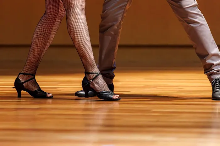 Dance Street Picture 5