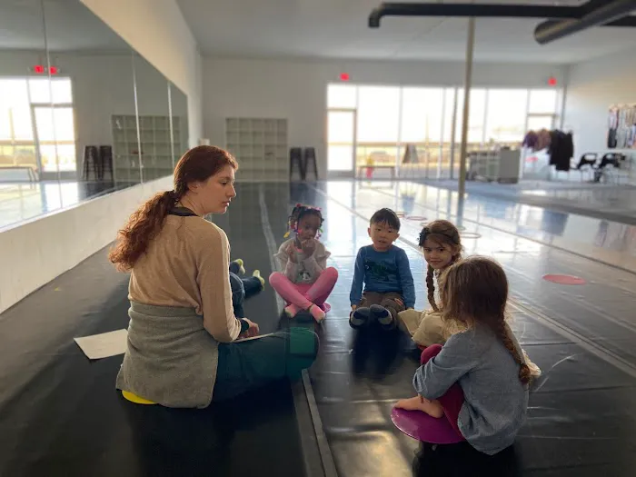 ArtLab J Detroit Dance & Art Studio Picture 4