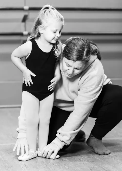 Juliart Dance Studio Picture 9