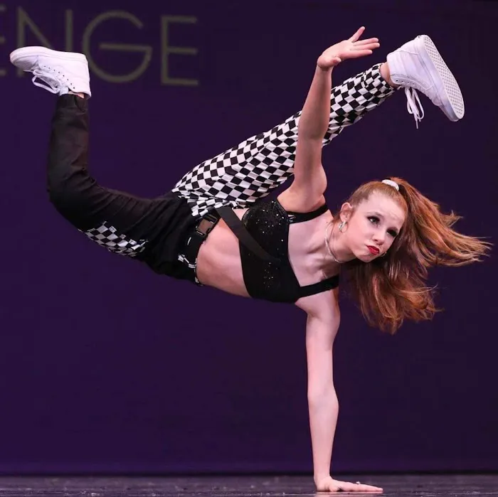 Diamond Dance Expressions Picture 4
