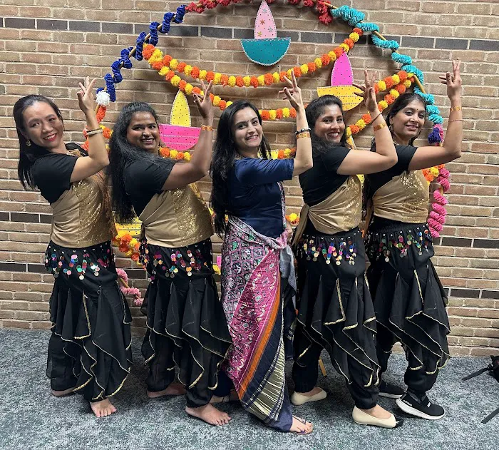 BollyXpress Dance & Fitness Picture 6