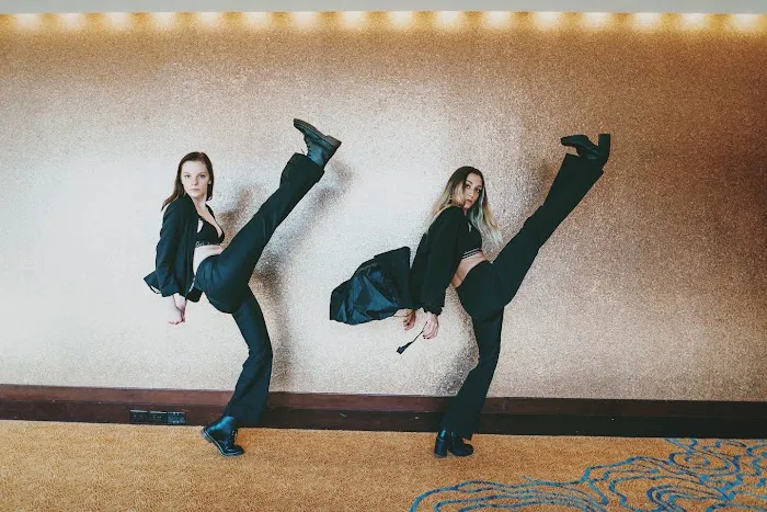 Haus Of Glass Dance Picture 1