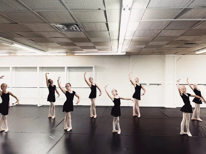 For His Glory Ballet Picture 3