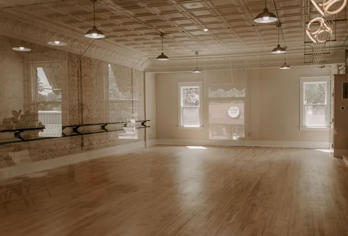 The Studio by Benji Picture 10
