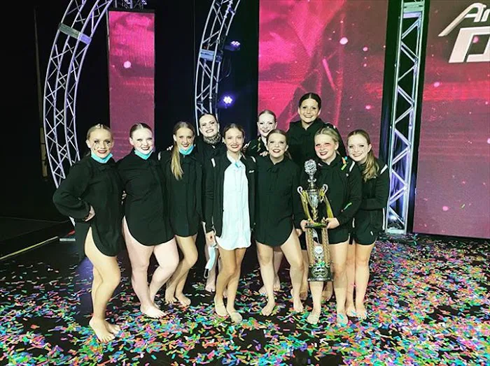 Studio J2 Dance Picture 6