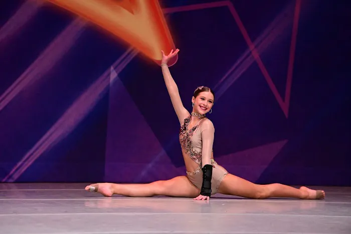 Midwest Elite Dance Center Picture 4