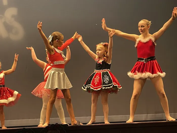 Midwest Elite Dance Center Picture 6