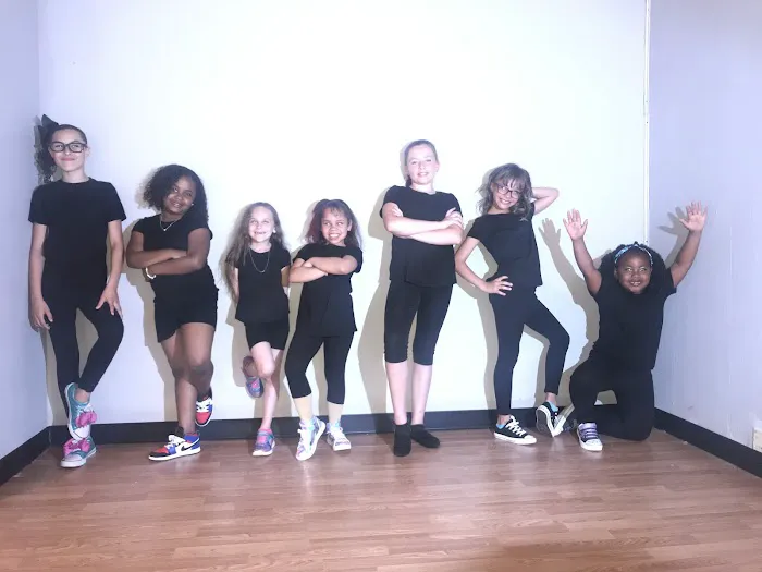 Lakeshore School of Performing Arts Picture 2