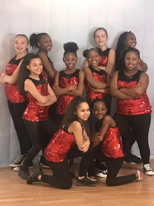 Lakeshore School of Performing Arts Picture 10