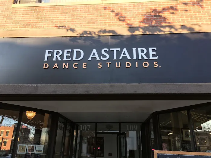 Fred Astaire Dance Studios Picture 3
