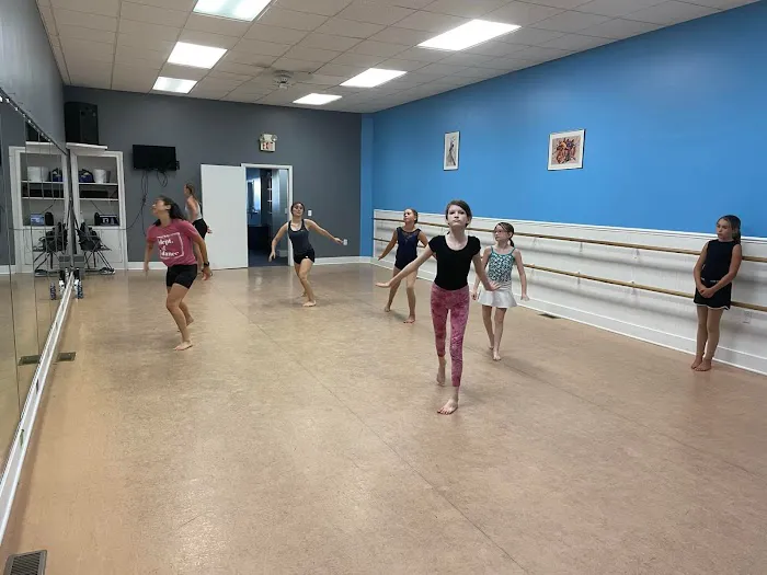 Green Dance Academy Picture 1
