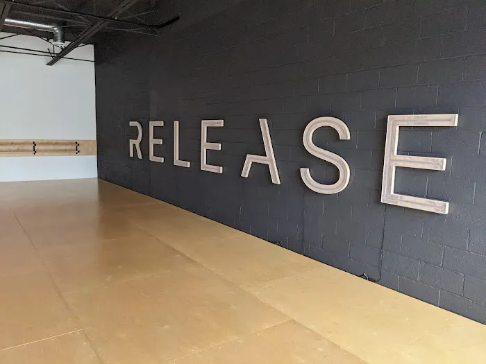 RELEASE | Drop-in Dance Studio Picture 7