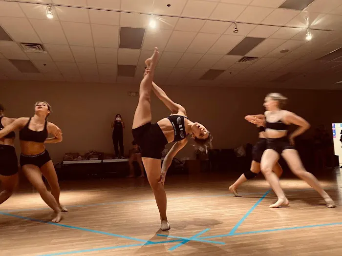Dancers Edge Studio Picture 10