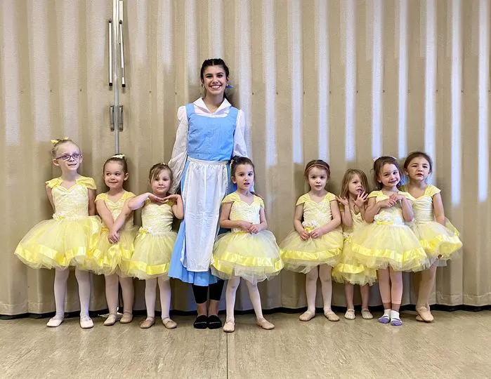 Dance Class Picture 4