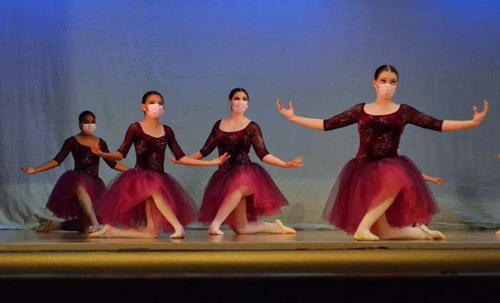 Dance Expressions Picture 9
