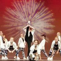 Sue's School of Dance ico
