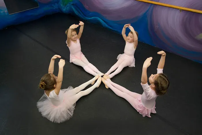 Main Stage Dance Studio Picture 1