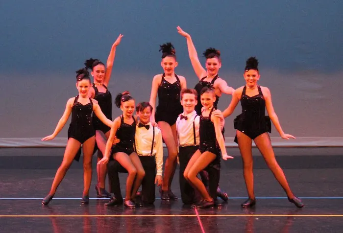 Raedene's Dancin' Stars Studio Picture 3
