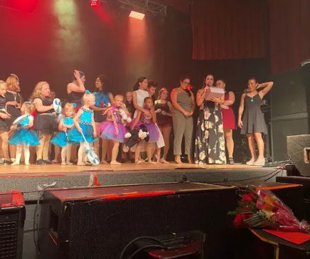 Red's Star Dance Company
