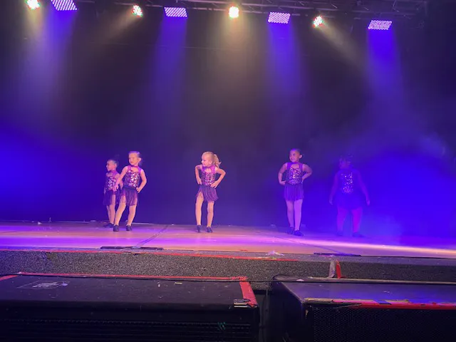 Red's Star Dance Company Picture 6