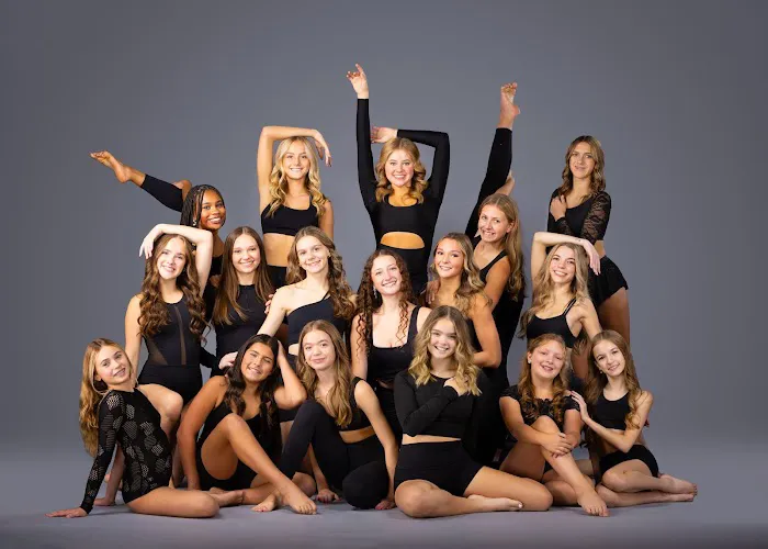 Ultra Dance Company Picture 9