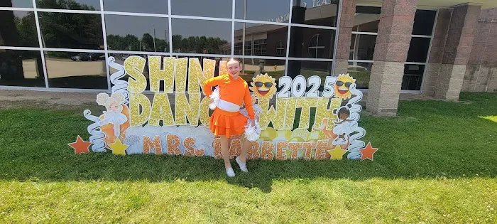 dance with mrs. babbette Picture 6