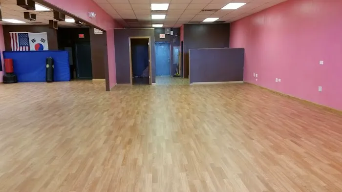 LifeSpann Fitness & Dance Picture 2