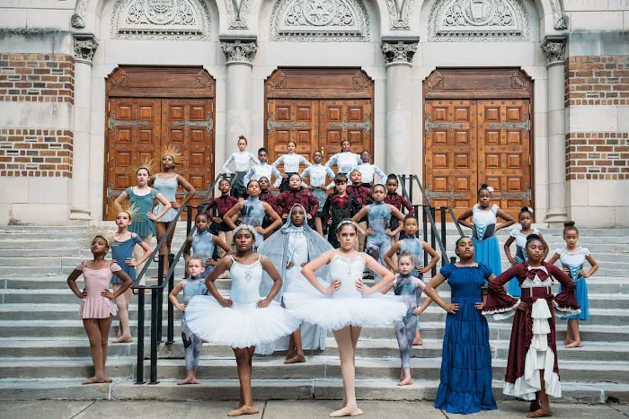 Kenwood School of Ballet Picture 3