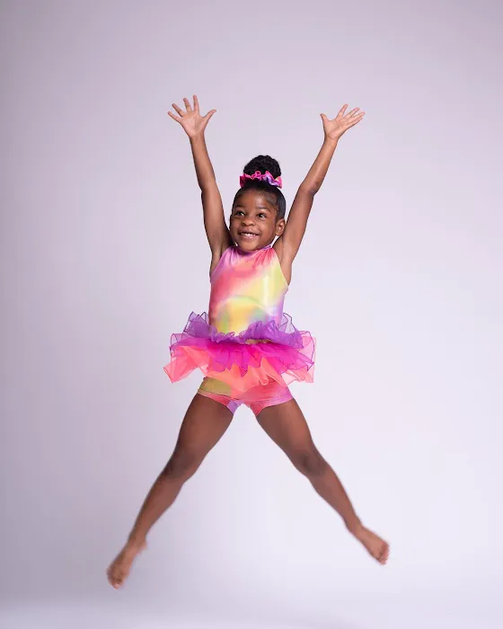 Kenwood School of Ballet Picture 6