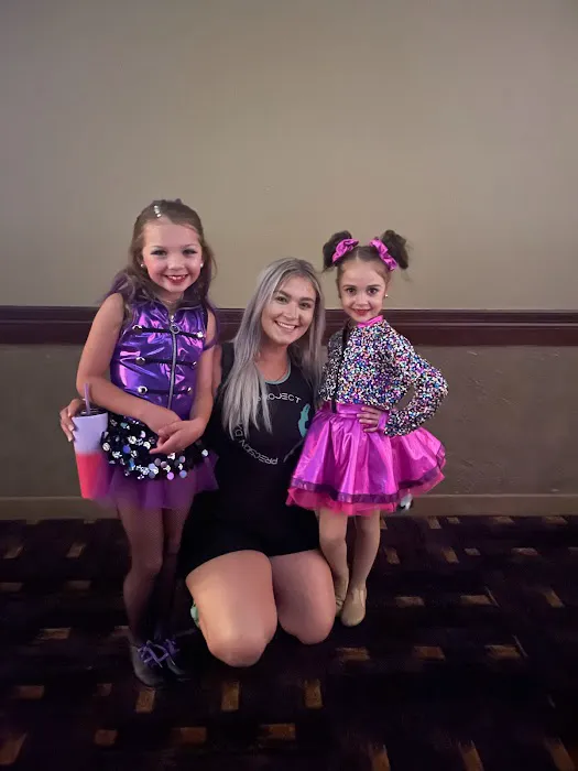 Dance Housee Picture 7