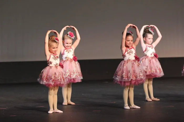 Turning Pointe Dance Company New Lenox Picture 3