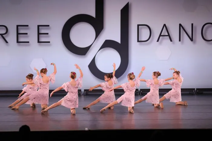 Creative Dance Center Picture 1